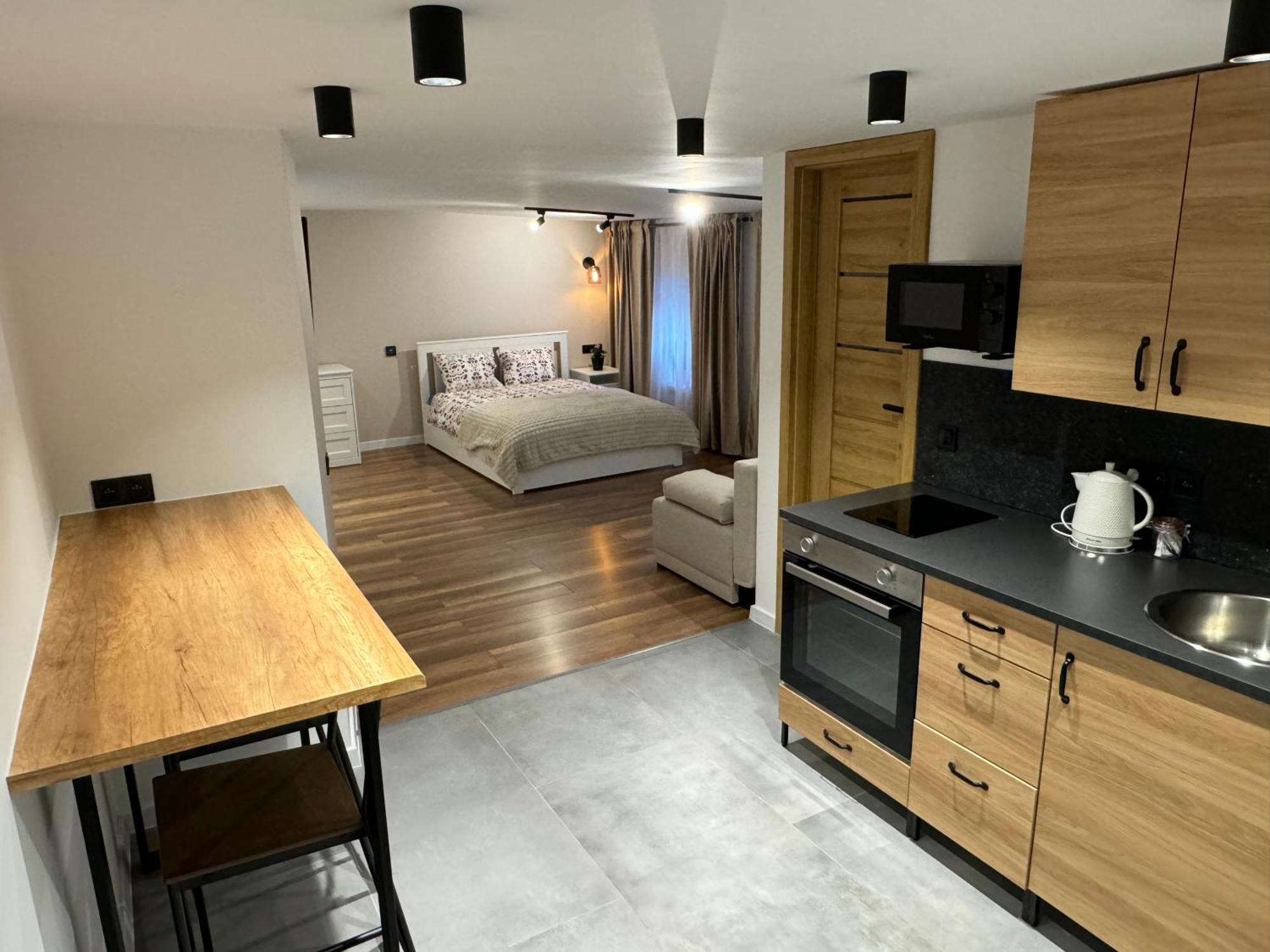 Gray Apartment 24H - Parking On The Street 卡托维兹 外观 照片