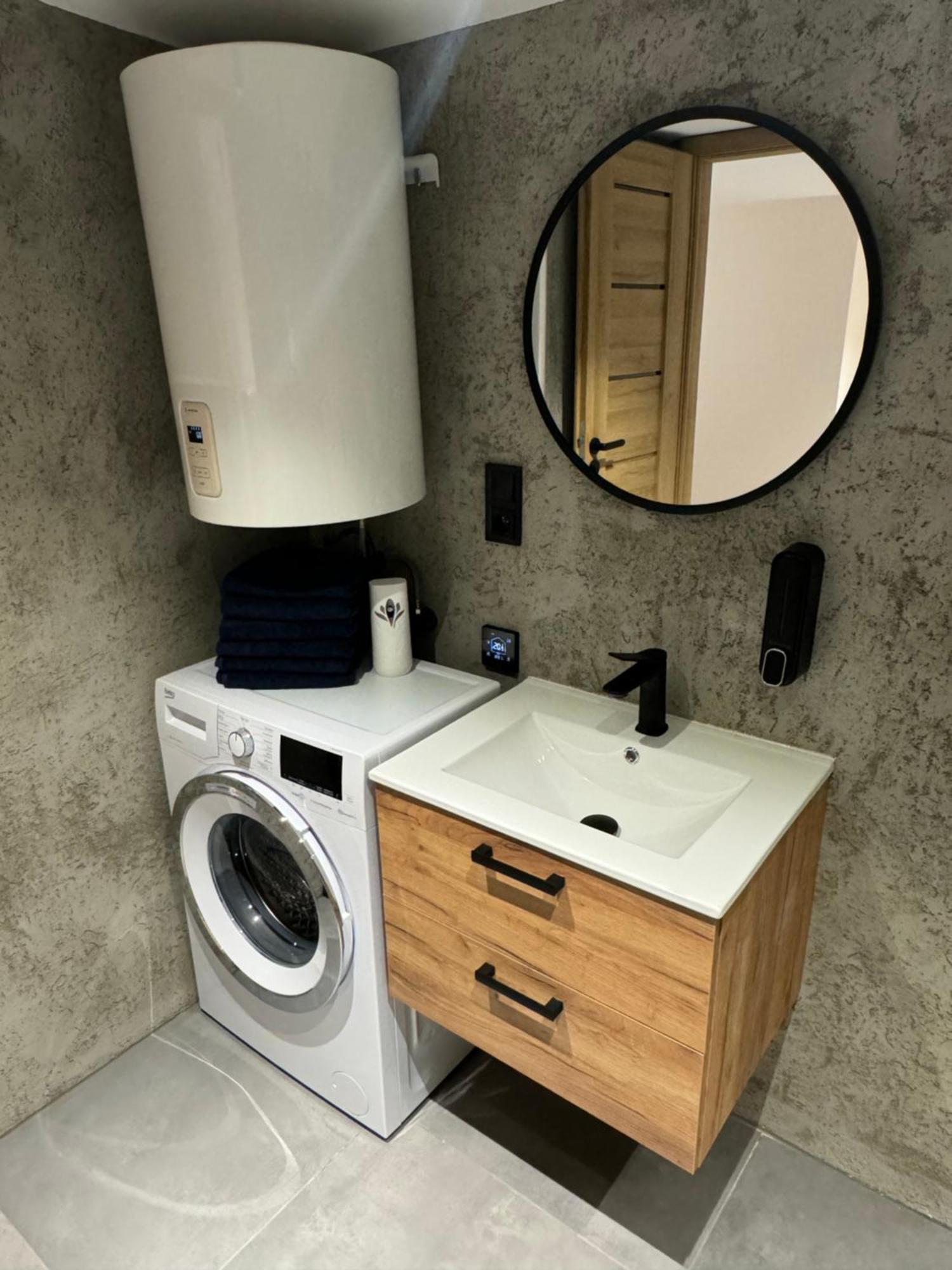 Gray Apartment 24H - Parking On The Street 卡托维兹 外观 照片